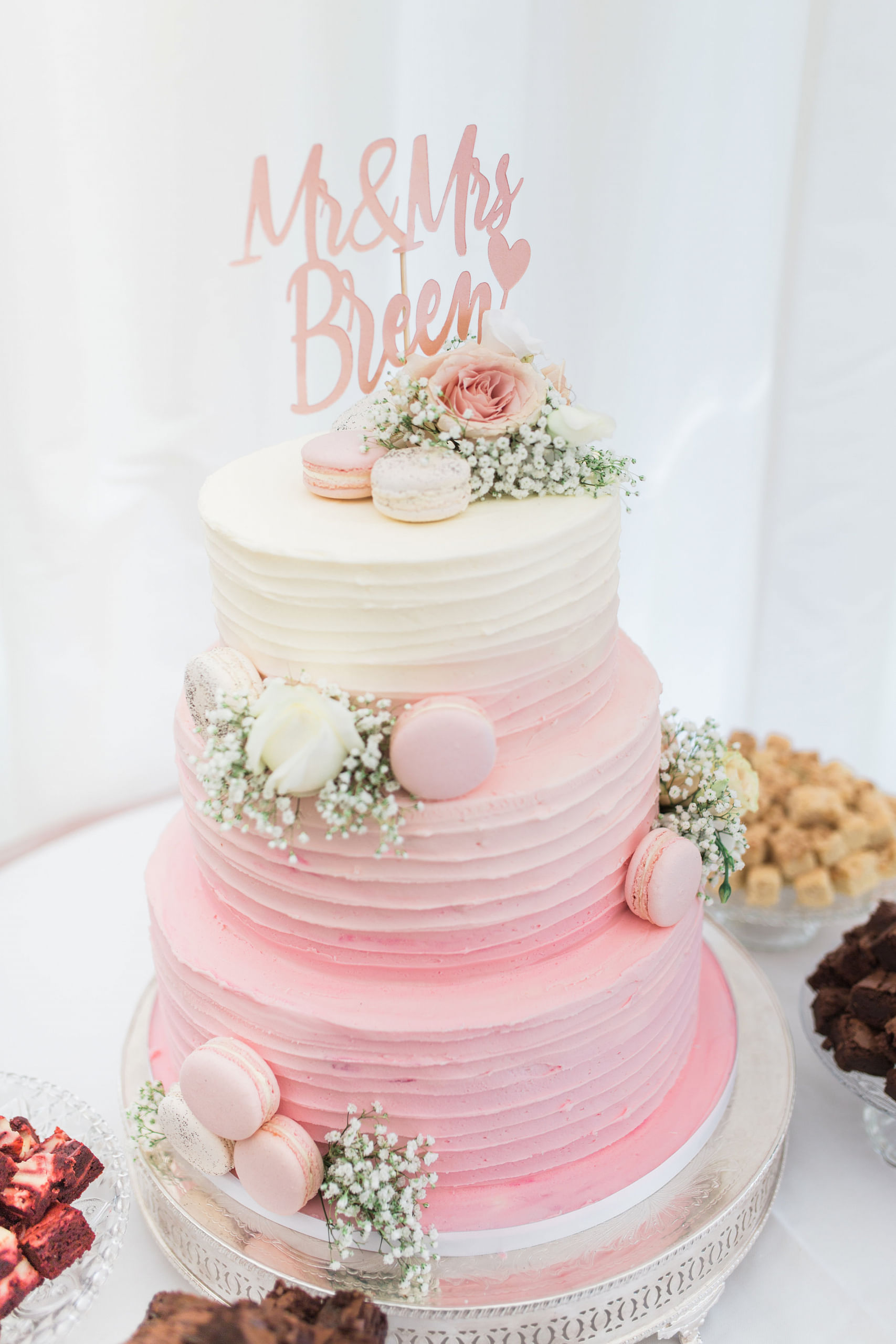 31+ Creative Wedding Cake Design to Inspire you for Your Own!